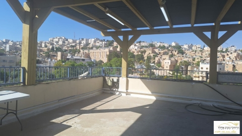 בית המכפלה- תצפית למערה.jpg